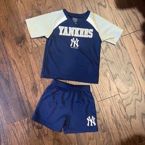 Yankees set